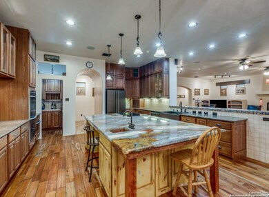 11215 Javalin Trail, Helotes, TX 78023 - photo 3