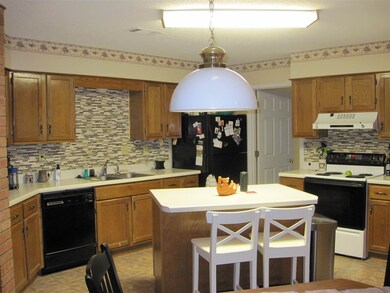 Nice spacious Kitchen