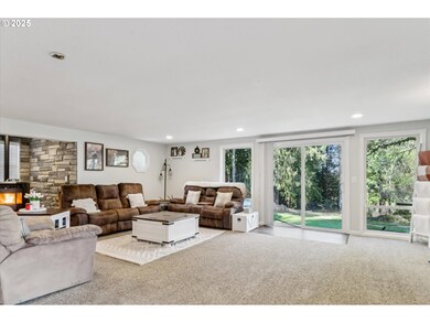 15981 S Howards Mill Rd, Mulino, OR 97042 - photo 5