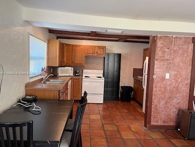 4421 SW 73rd Terrace unit 1, Davie, FL 33314 - photo 4