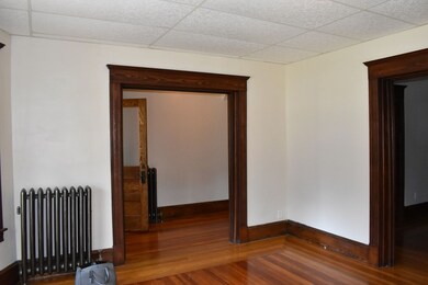 94 Chestnut St unit 1st Fl, West Springfield, MA 01089 - photo 4