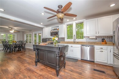 912 Manakin Rd, Midlothian, VA 23113 - photo 6