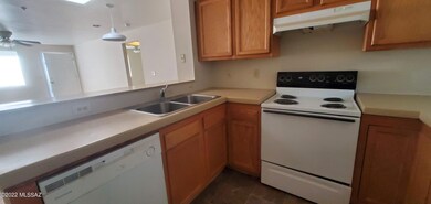 2921 N Geronimo Ave unit 8, Tucson, AZ 85705 - photo 6