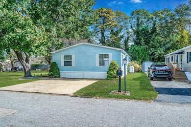 3 Betsy Ross Dr, Bohemia, NY 11716 - photo 7