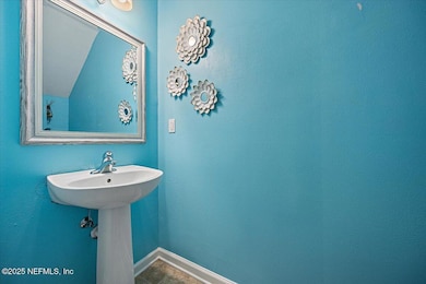 04-Powder Room