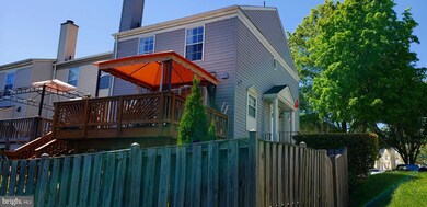 13815 Laura Ratcliff Ct, Centreville, VA 20121 - photo 3