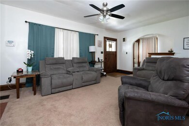 4527 N Haven Ave, Toledo, OH 43612 - photo 4