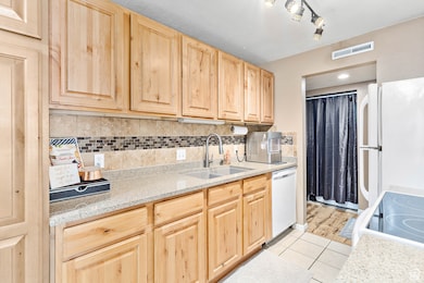 20 W Lester Ave unit 24, Murray, UT 84107 - photo 3