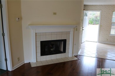 Gas fireplace