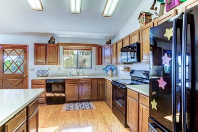 Kitchen (3)