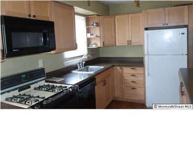 321 Spring St unit 22, Red Bank, NJ 07701 - photo 2