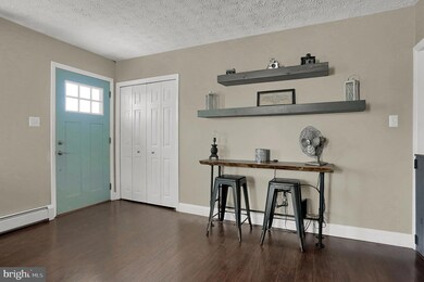 6402 Bedford St, Harrisburg, PA 17111 - photo 6