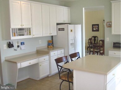 1906 Scottish Isle Ct, Abingdon, MD 21009 - photo 4