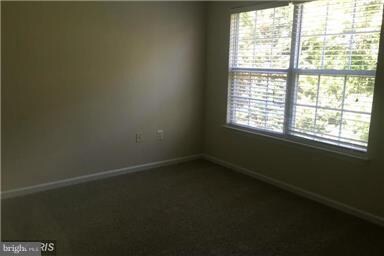 7141 Ladd Cir, Frederick, MD 21703 - photo 7