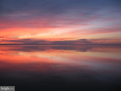 11340 Ethan Ct, Swan Point, MD 20645 - photo 5