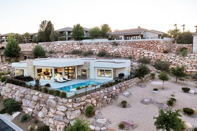 Salt Water Pool/Spa