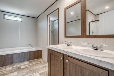 417 Lois Cir, Weatherford, TX 76049 - photo 7