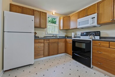 624 2nd Ave, Berlin, NH 03570 - photo 6