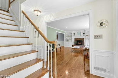 180 Lorraine Dr, Berkeley Heights, NJ 07922 - photo 4