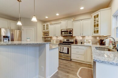 2029 Gusty Wind Ln, Knoxville, TN 37932 - photo 5