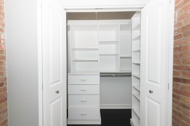 River North Commons unit 204, Chicago, IL 60654 - photo 6