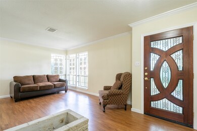 6806 Darien St, Houston, TX 77028 - photo 2