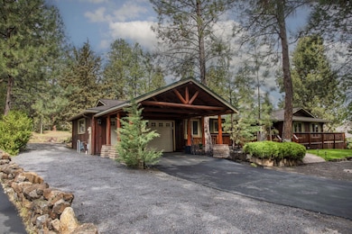 circular driveway