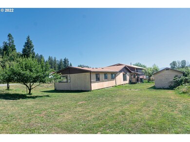 377 Northside Rd, Sutherlin, OR 97479 - photo 3