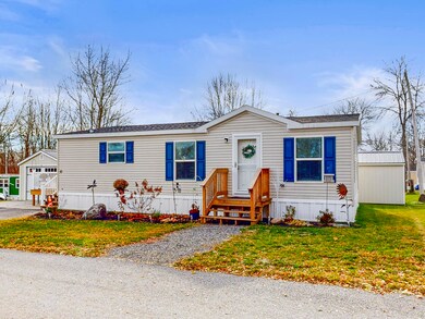 962 Main St unit 10, Monmouth, ME 04259 - photo 2