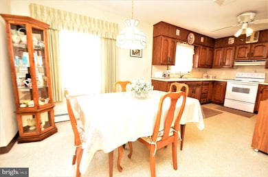 1207 Bayberry Rd, Pen Argyl, PA 18072 - photo 6