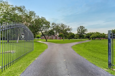 9019 Quail Ridge Dr, Manvel, TX 77578 - photo 4