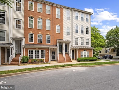 730 Main St unit A, Gaithersburg, MD 20878 - photo 3