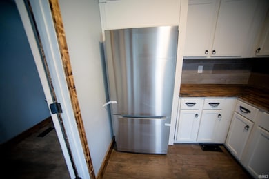 504 W 6th St, Bicknell, IN 47512 - photo 7