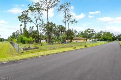 2 Parcels w/ Corner Lot