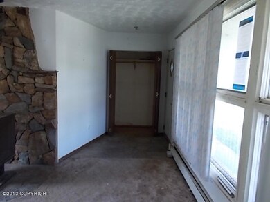 111-076114 Entry