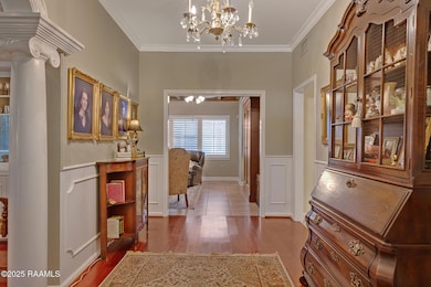 6-web-or-mls-313 Darby Ln-6
