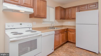 9320 Woodlea Ct, Manassas, VA 20110 - photo 7