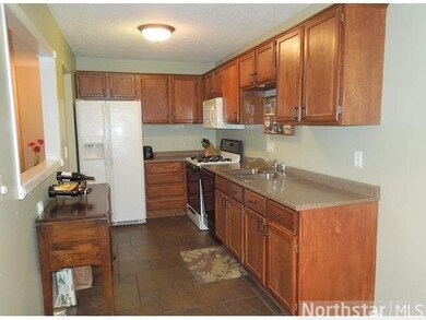 6633 Ives Ln N, Maple Grove, MN 55369 - photo 3