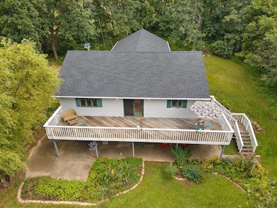 W9302 White Oak Rd, Argyle, WI 53504 - photo 5