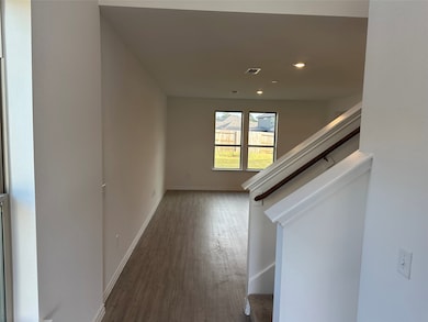 15214 Canyon Rapids Rd, Conroe, TX 77302 - photo 2