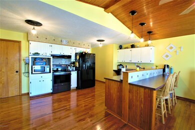 553 Bleemel Ln, Mount Washington, KY 40047 - photo 5