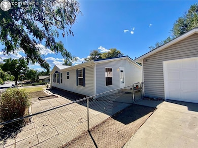 631 Forest Ave, Cañon City, CO 81212 - photo 3