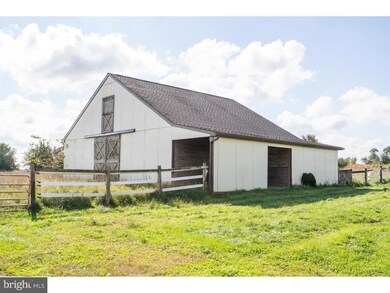 1048 Mill Hill Rd, East Greenville, PA 18041 - photo 6