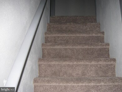 687 Old Schuylkill Rd unit B, Pottstown, PA 19465 - photo 7