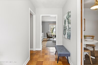 704 Acapulco Rd, Jacksonville, FL 32216 - photo 4