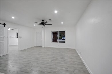 7516 NW 44th Ct unit A, Coral Springs, FL 33065 - photo 4
