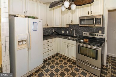 2904 Fendall Rd, Gwynn Oak, MD 21207 - photo 6