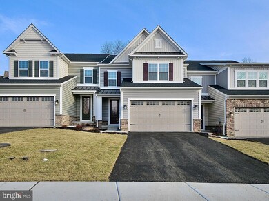 135 Donovan Dr, Media, PA 19063 - photo 2