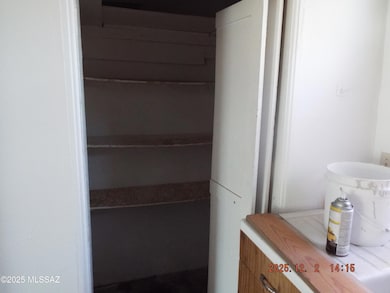 3649 S Bronson Ln, Tucson, AZ 85713 - photo 6