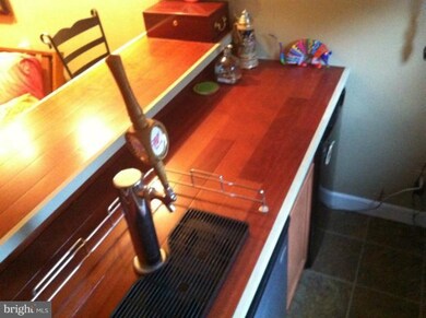 324 Beach Dr, Annapolis, MD 21403 - photo 4